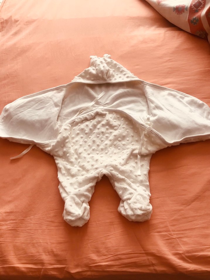 Kapüşonlu Beyaz Örgü Bebek Tulumu - Görsel 3