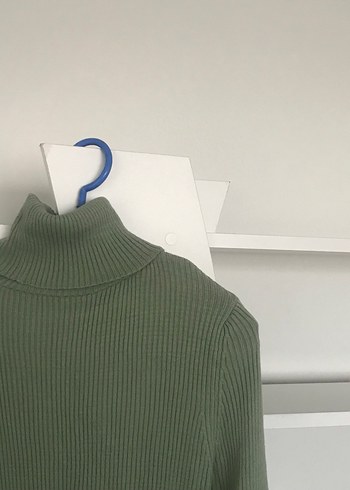 Yeşil Kadın Boğazlı İnce Triko Kazak - Görsel 3