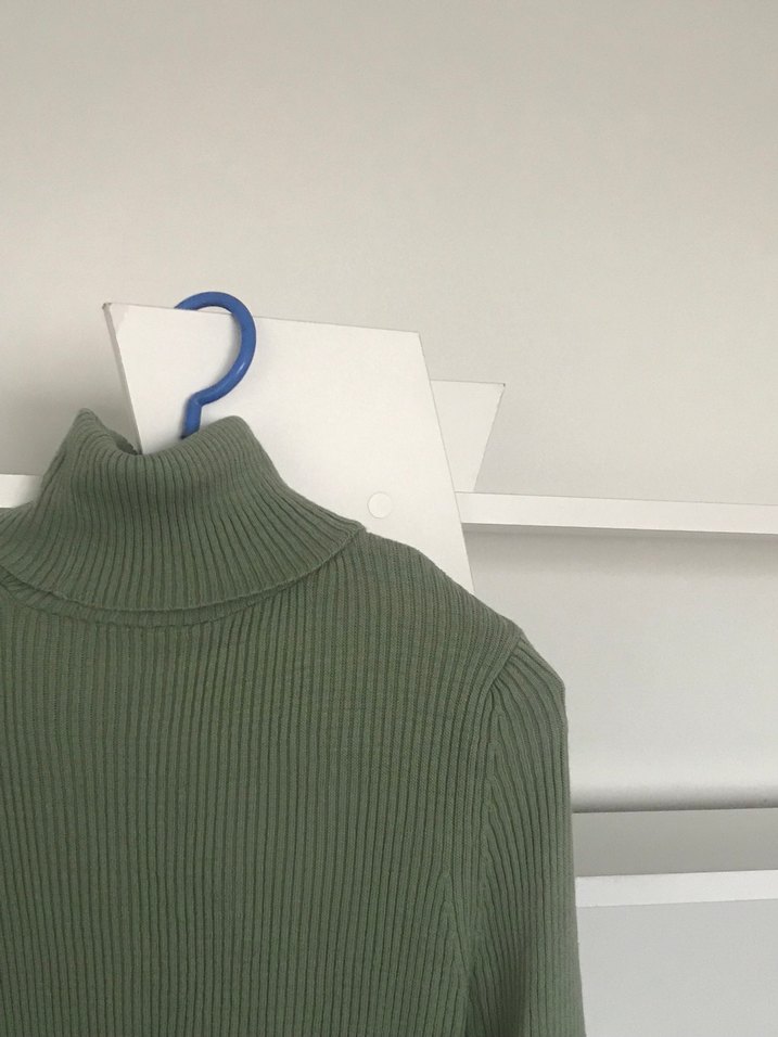 Yeşil Kadın Boğazlı İnce Triko Kazak - Görsel 3