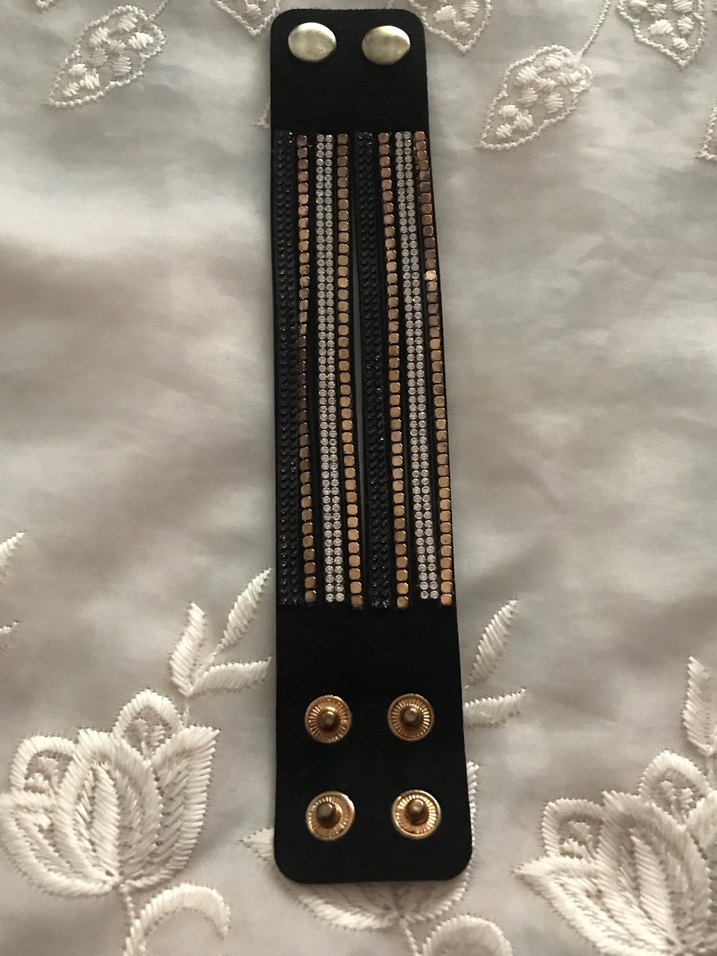 Yılan Desenli Parlak Siyah Bileklik - Görsel 4