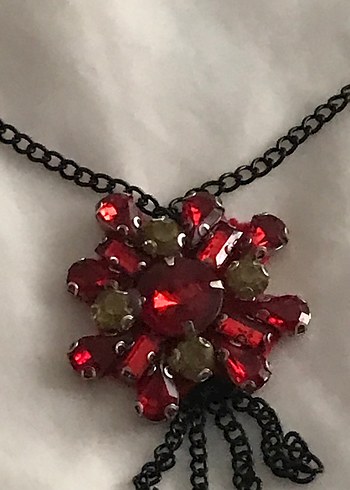 Uzun Kırmızı Gotik Boncuklu Kadın Kolye - Görsel 5