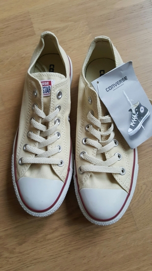 brown converse 39