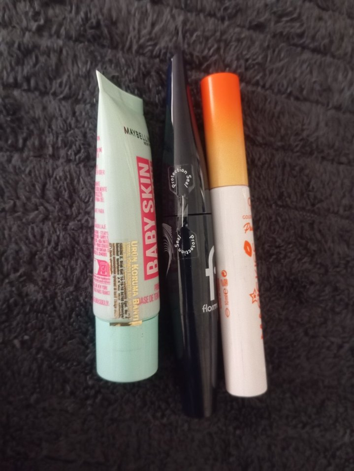 makyaj bazı maskara glos - Görsel 2