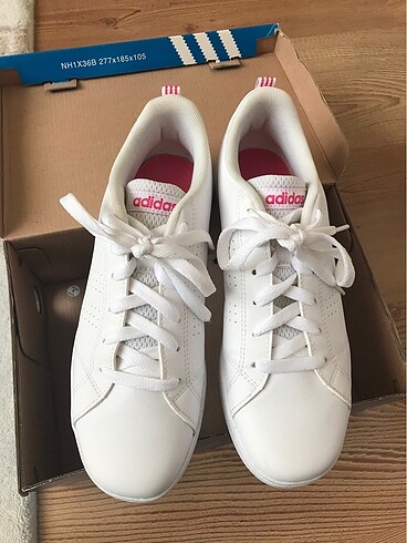 adidas sneaker