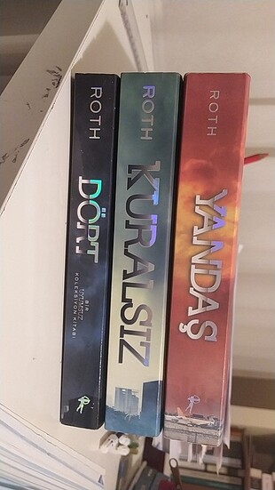 Kuralsiz, Yandas, Dort uclu set