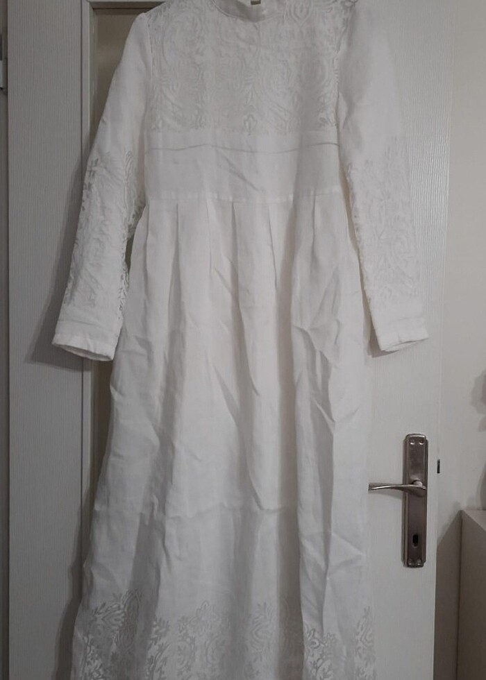 Beyaz uzun elbise - Görsel 4