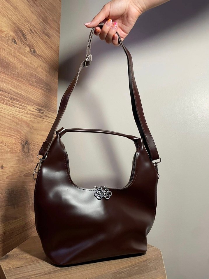 Kahverengi Deri Tokalı Kadın Çantası - Görsel 5