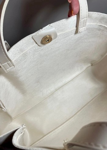 Minimalist Beyaz Deri Kadın Çanta - Görsel 5