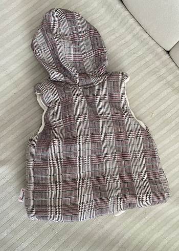 Nakışlı Kapüşonlu Kız Yelek - Görsel 2