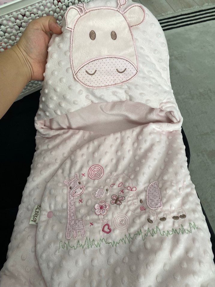 Pembe Nakışlı Bebek Battaniyesi Kundak Anakucağı - Görsel 3