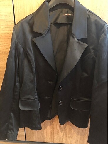 Saten blazer