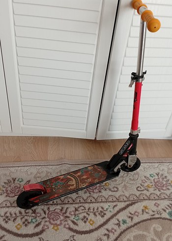 Renkli Çocuk Scooter'ı - Görsel 2