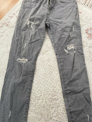 27 Beden Gri jean