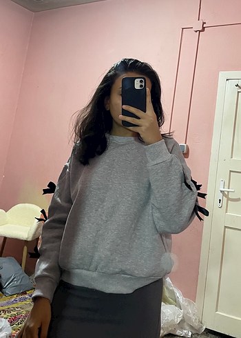 m Beden Gri Kadın Sweatshirt Siyah Fiyonk Detaylı