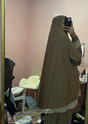 diğer Beden Bej Nakışlı Uzun Salaş Kadın Namaz Elbisesi