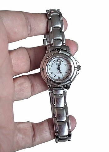 GUESS ORİJİNAL KADIN SAATİ 