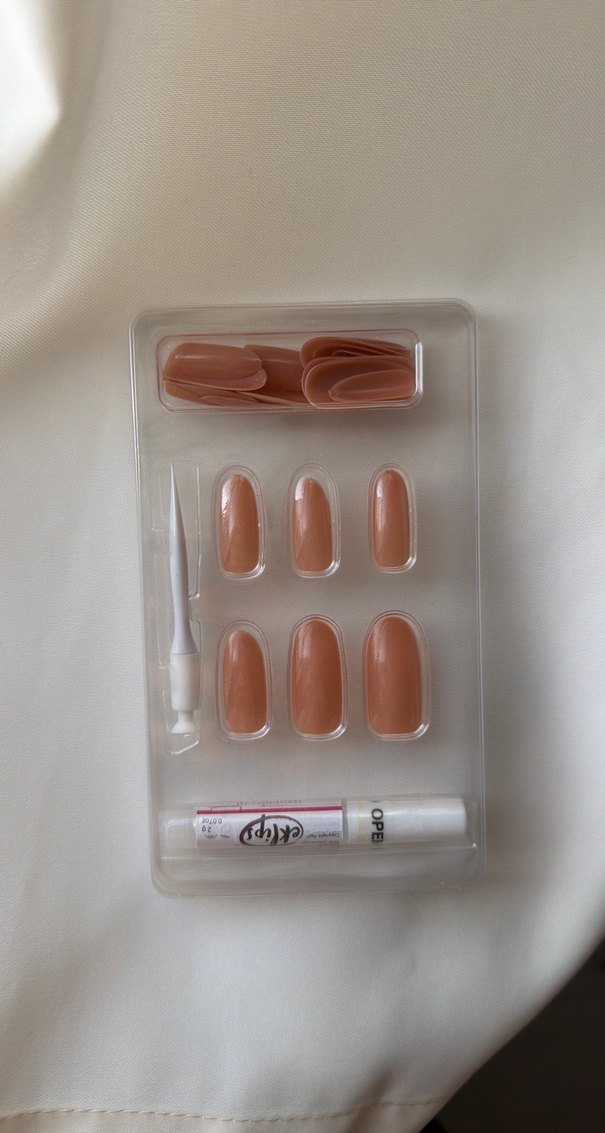 Nude Badem takma tırnak - Görsel 2