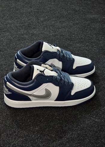 Diğer Nike Air Jordan 1 Low Lacivert Beyaz Sneaker