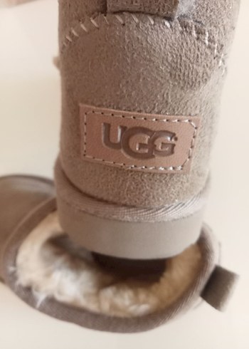 37 Beden gri Renk Ugg bot