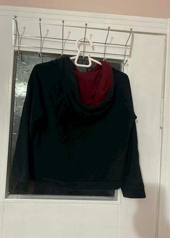 Siyah Kapüşonlu Uzun Kollu Sweatshirt - Görsel 3