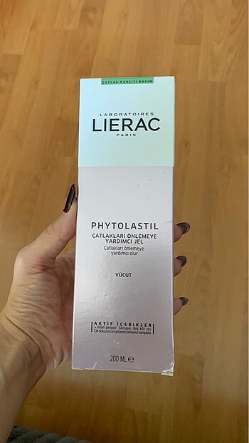 lierac çatlak önleyici jel