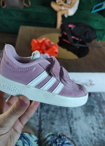24 Beden pembe Renk Orjinal adidas ayakkabi