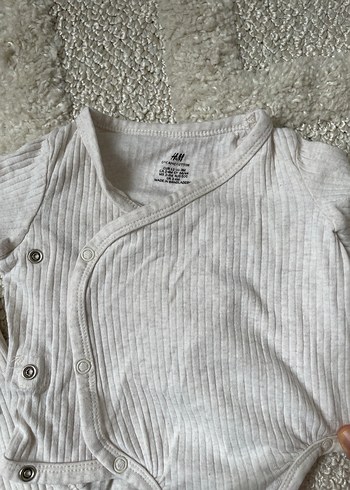 Bej  Düğmeli Uzun Kollu Bebek Takımı ( 
büyüyebilir ) - Görsel 2