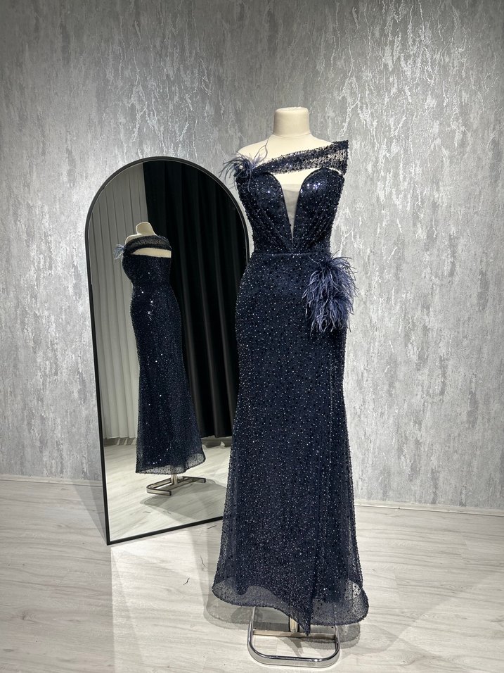 İşlemeli Drapeli Lacivert Uzun Abiye Elbise - Görsel 5