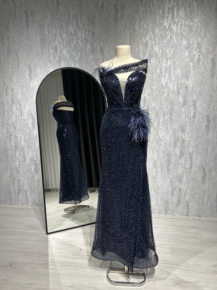 İşlemeli Drapeli Lacivert Uzun Abiye Elbise - Görsel 4