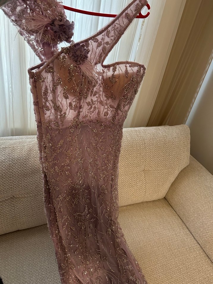 Mor Drapeli Nakışlı Uzun Abiye Elbise - Görsel 4