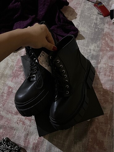 Bershka postal bot