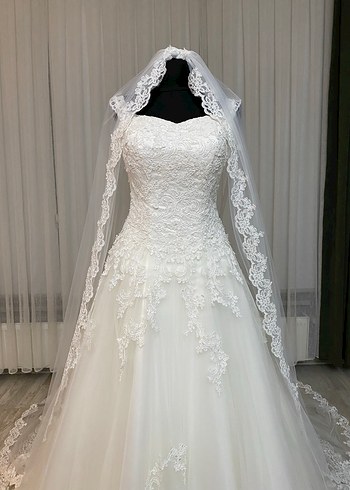 Vitrin Gelinliği Dantel Şıklığı Tam Takım Temiz 36 Beden - Görsel 6