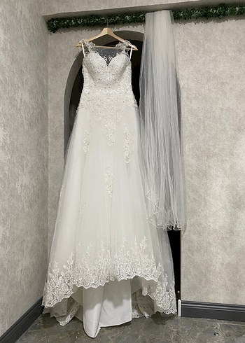 Dantel detay ve taş işlemeli harika şık gelinlik 34-36 beden - Görsel 8