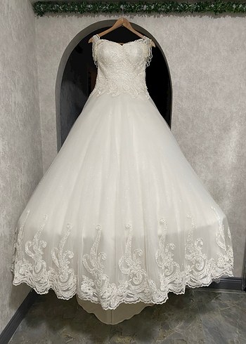 Kolları Boncuk Detaylı İşlemeli İpli Gelinlik 36-38 - Görsel 7