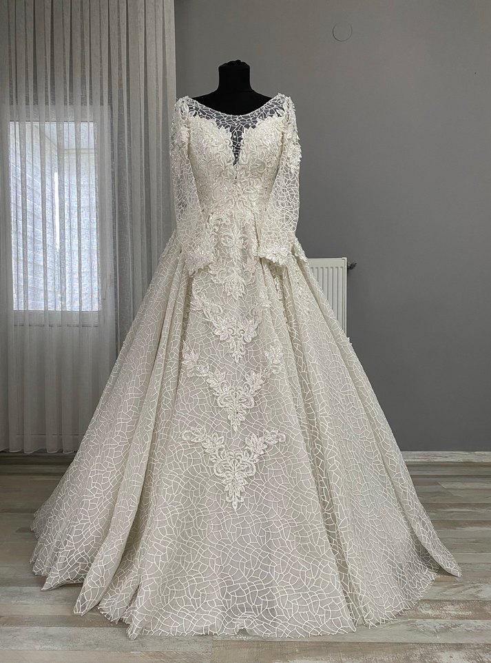 Uzun Kollu İvory Prenses Gelinlik 36-38-40 İpli - Görsel 2