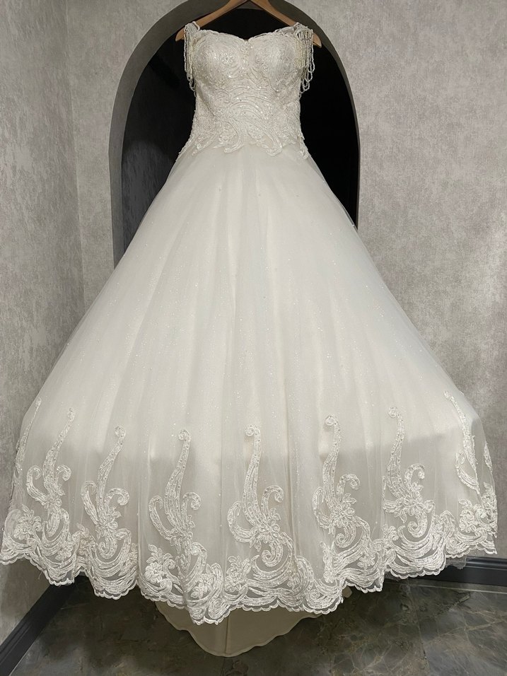 Kolları Boncuk Detay İpli Gelinlik İşlemeli 36-38 - Görsel 4