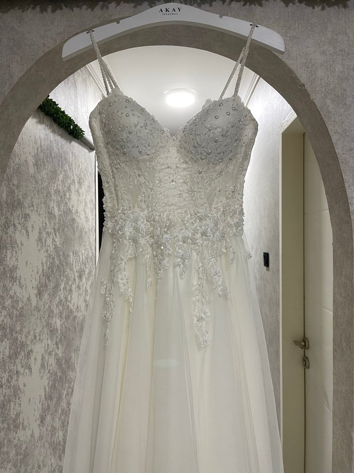 İp Askılı Balon Kol Gelinlik Sırt İpli İşlemeli Temiz Tam Takım - Görsel 5