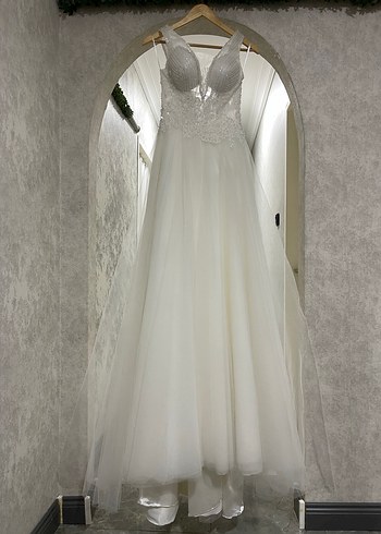 V Yaka Taş İşlemeli İpli Helen Gelinlik Tam Takım Vitrin Ürünü - Görsel 18