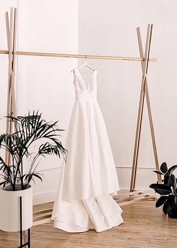 V Yaka Saten Gelinlik Cep Detay Oleg Cassini 34-36 - Görsel 11