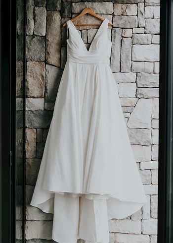 V Yaka Saten Cepli Oleg Cassini Gelinlik 34-36 - Görsel 5