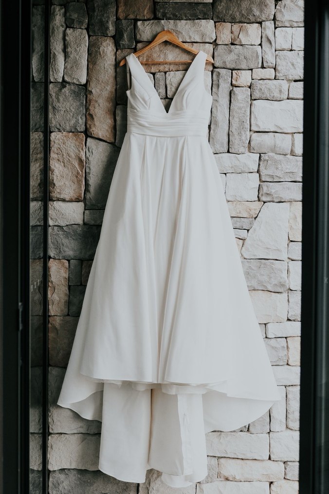 V Yaka Saten Cepli Oleg Cassini Gelinlik 34-36 - Görsel 5