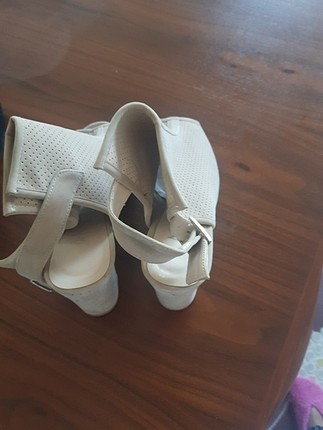 37 Beden ten rengi Renk Ten rengi kadife kumaş