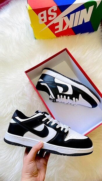 Nike Dunk Panda Fiyat 525 tl