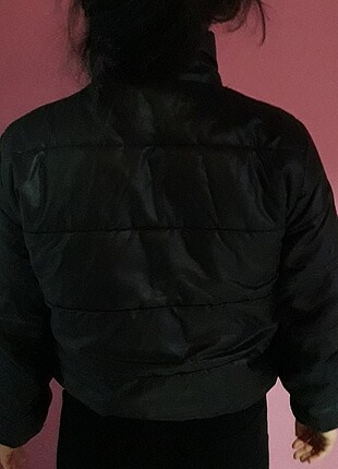 Siyah şişme mont 