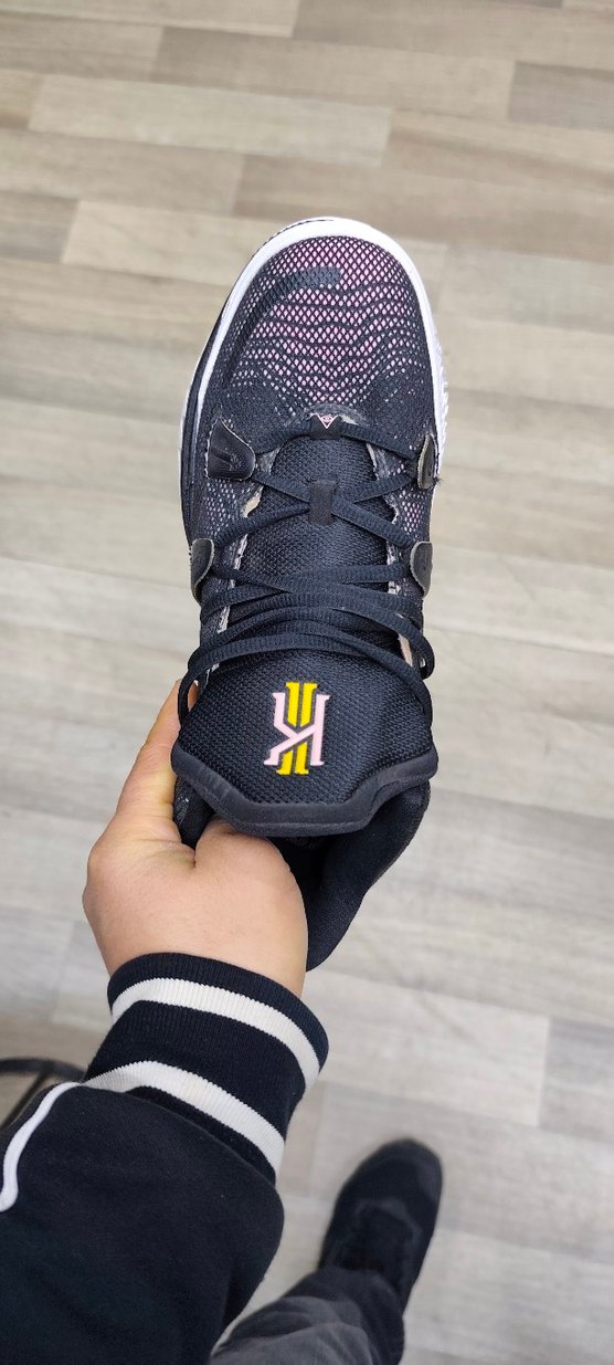 Nike kyrie Yılan Desenli Siyah Renkli Basketbol Ayakkabısı - Görsel 4