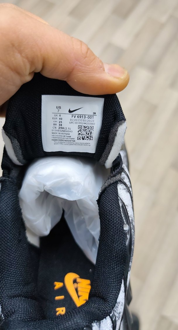 Nike Air Max plus Erkek Gri Bağcıklı Tie-Dye Sneakers - Görsel 5