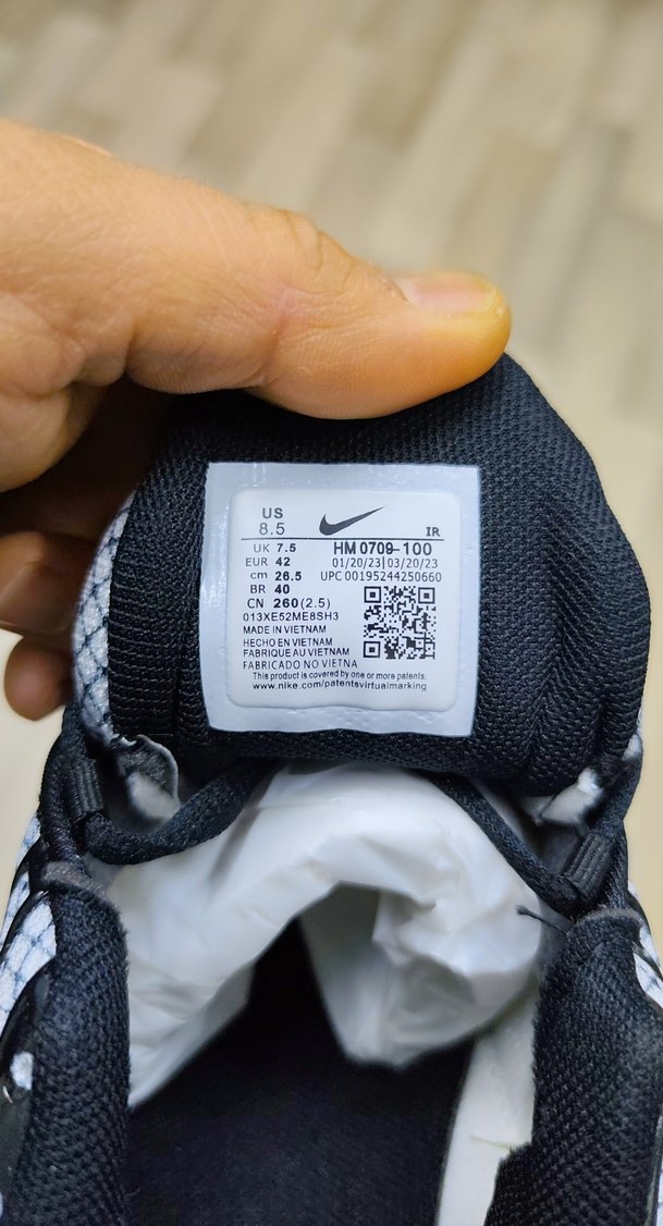 Nike Air Max plus Gri Yılan Desenli Bağcıklı Erkek Spor Ayakkabı - Görsel 5