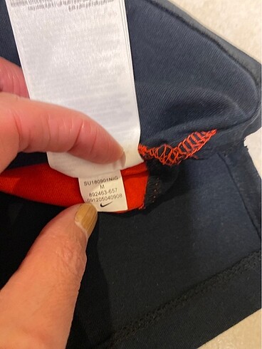 11-12 Yaş Beden çeşitli Renk Nike tişört