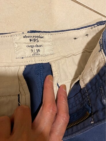 Abercrombie & Fitch Abercrombie kargo şort