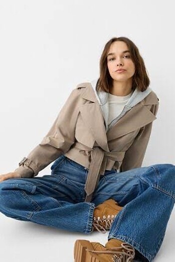 Bershka Trençkot